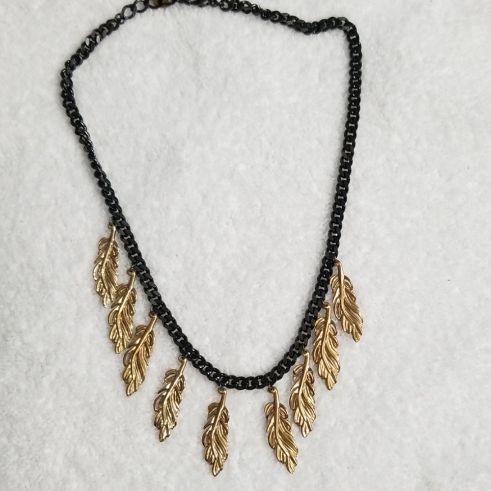 Stella & Dot Secret Garden necklace